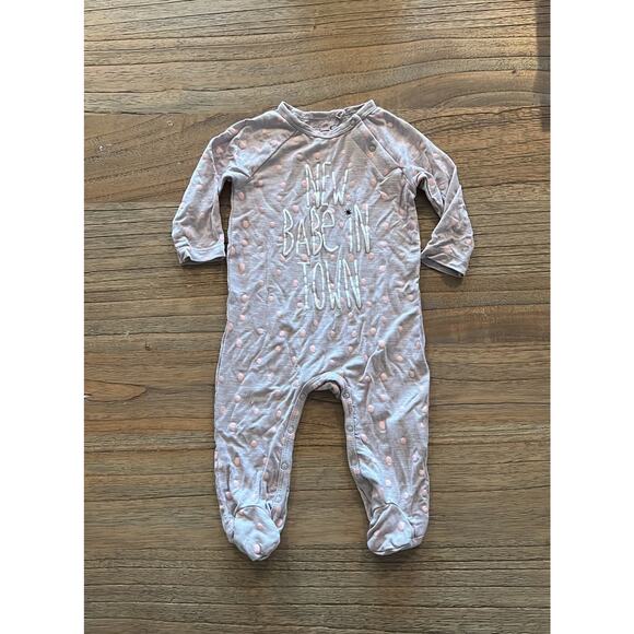 Jessica Simpson footie - 0-3m - Picture 1 of 3